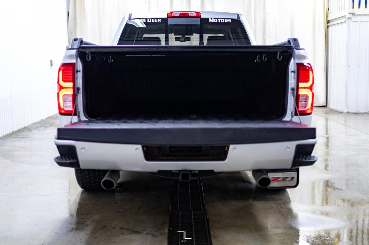 2018 Chevrolet Silverado 1500 4x4 Crew Cab LTZ Z71 Leather Roof Nav Red Deer AB