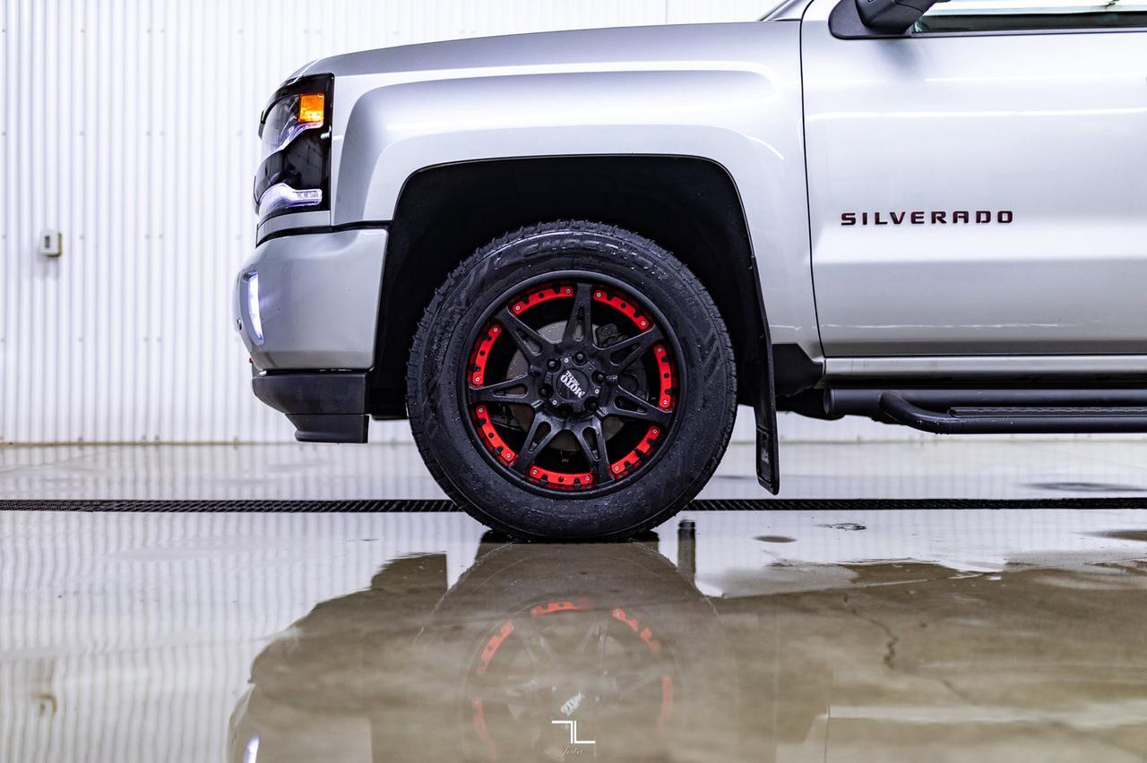 2018 Chevrolet Silverado 1500 4x4 Crew Cab LTZ Z71 Leather Roof Nav Red Deer AB