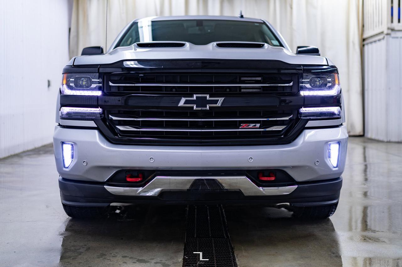 2018 Chevrolet Silverado 1500 4x4 Crew Cab LTZ Z71 Leather Roof Nav Red Deer AB