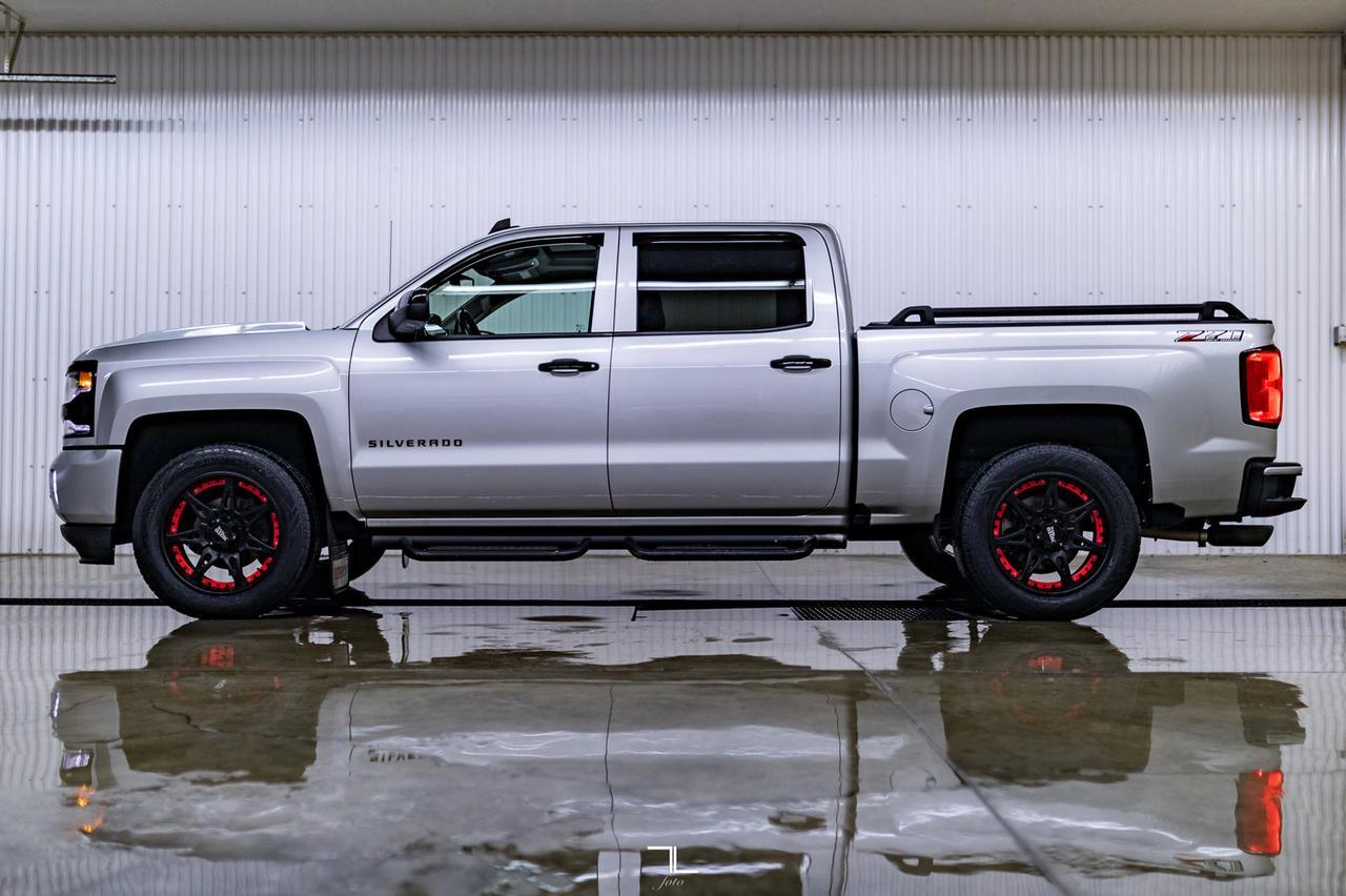 2018 Chevrolet Silverado 1500 4x4 Crew Cab LTZ Z71 Leather Roof Nav Red Deer AB