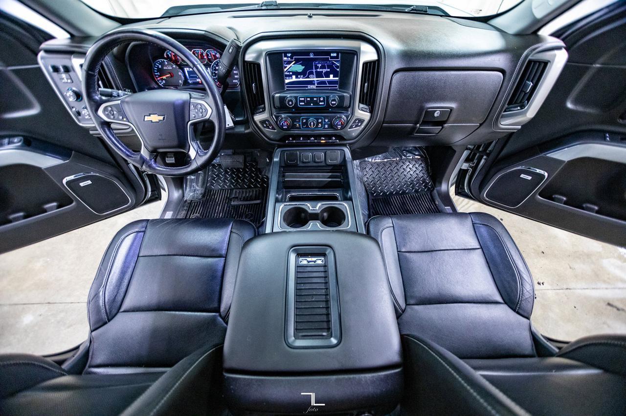 2018 Chevrolet Silverado 1500 4x4 Crew Cab LTZ Z71 Leather Roof Nav Red Deer AB