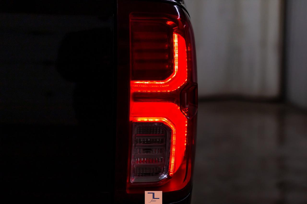 2018 Chevrolet Silverado 1500 4x4 Crew Cab LTZ Z71 Longbox Leather Roof BCam Red Deer AB