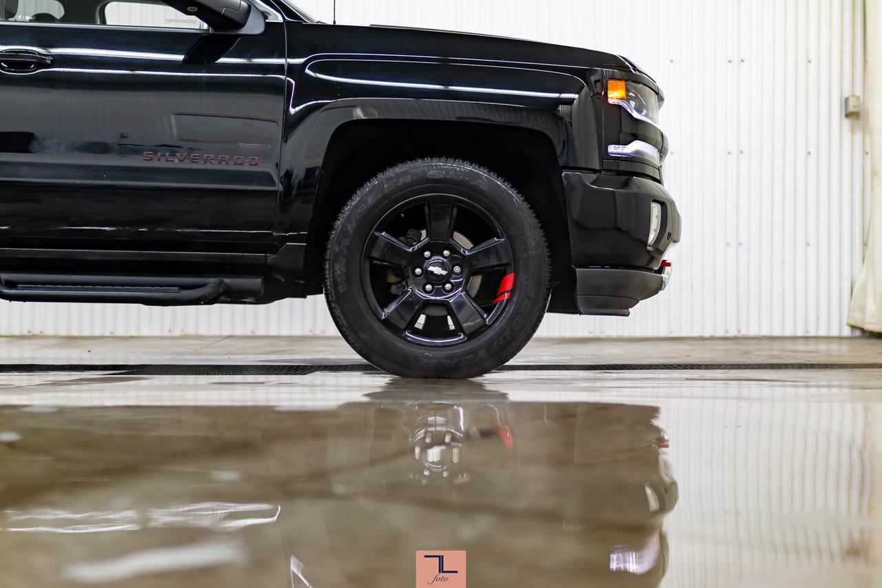 2018 Chevrolet Silverado 1500 4x4 Crew Cab LTZ Z71 Longbox Leather Roof BCam Red Deer AB