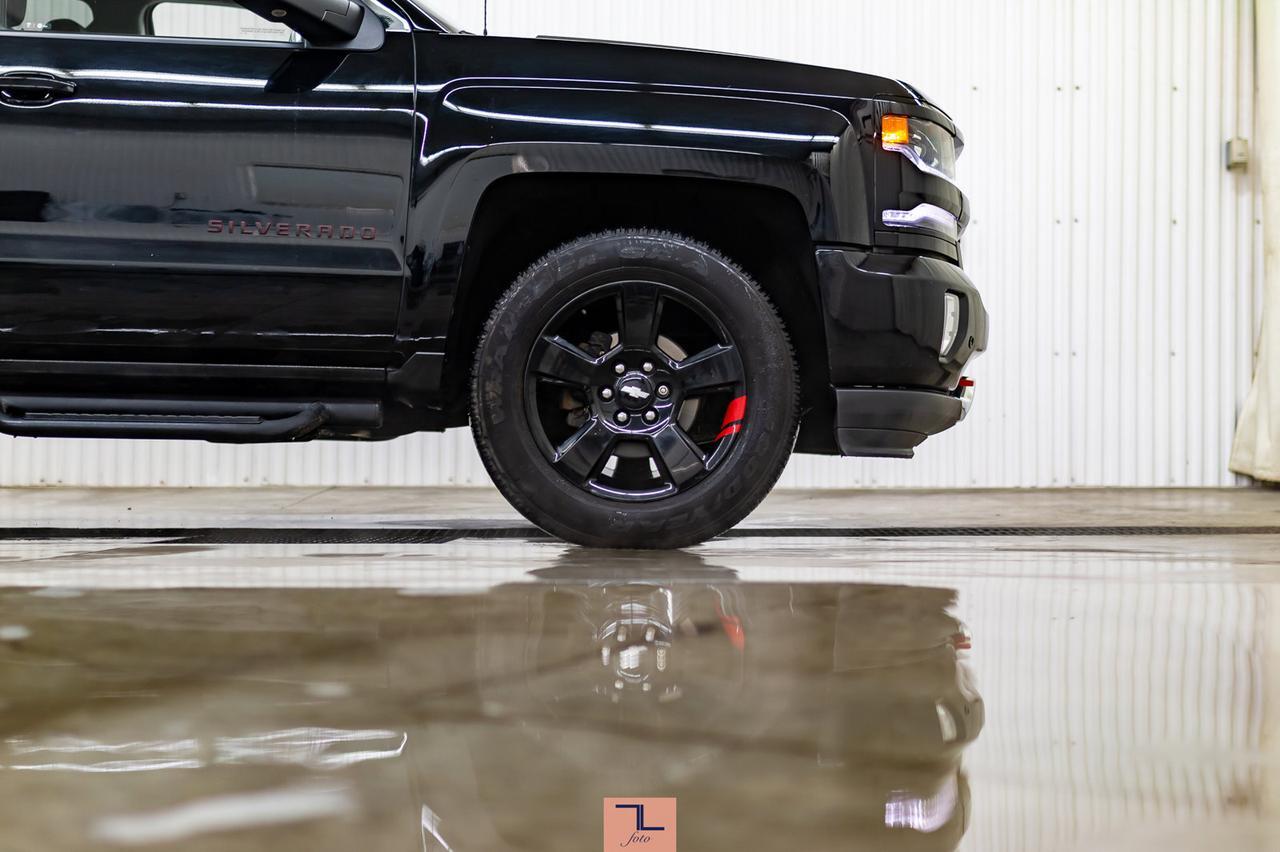 2018 Chevrolet Silverado 1500 4x4 Crew Cab LTZ Z71 Longbox Leather Roof BCam Red Deer AB