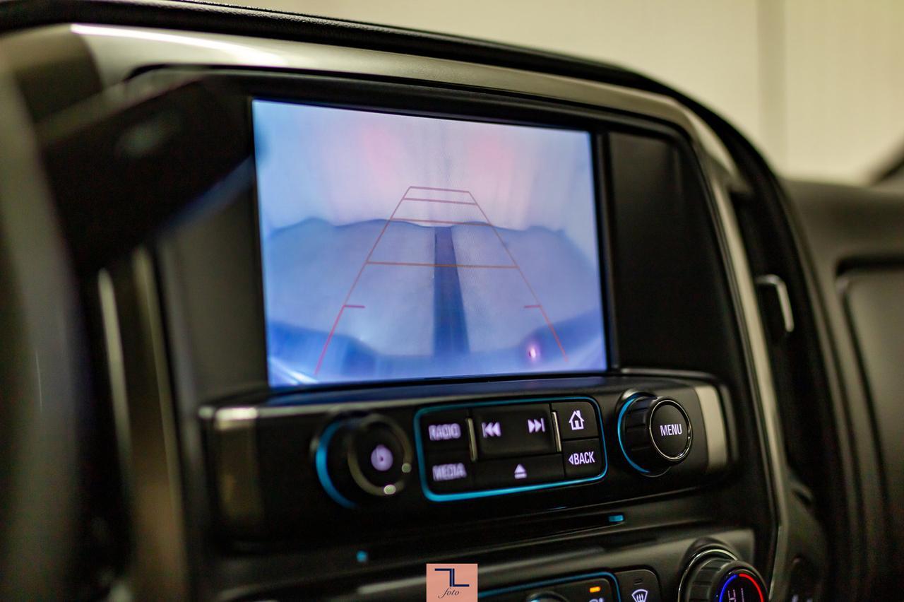 2018 Chevrolet Silverado 1500 4x4 Crew Cab LTZ Z71 Longbox Leather Roof BCam Red Deer AB