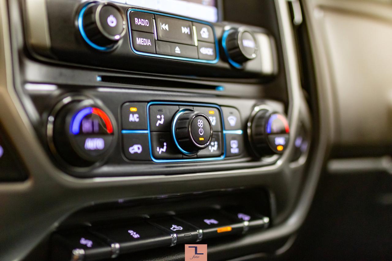 2018 Chevrolet Silverado 1500 4x4 Crew Cab LTZ Z71 Longbox Leather Roof BCam Red Deer AB