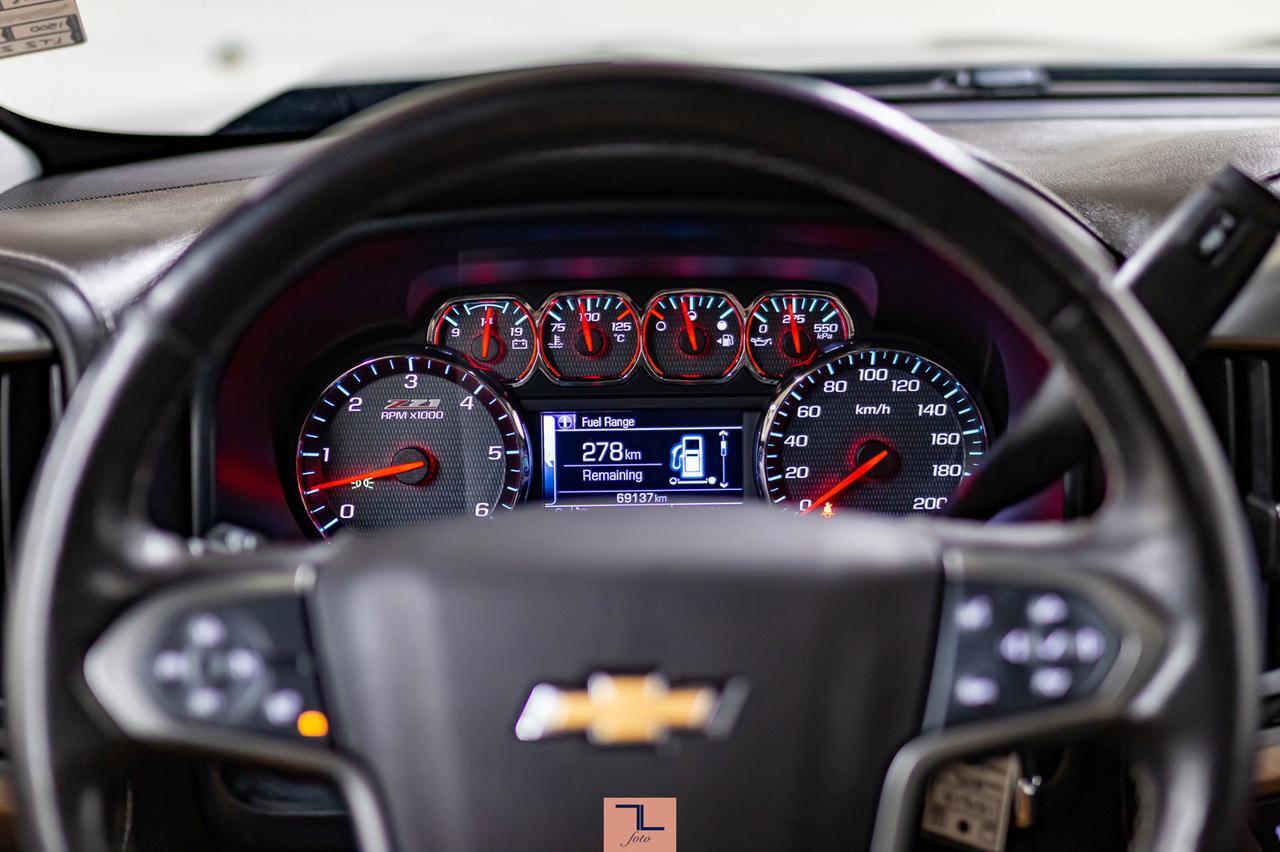 2018 Chevrolet Silverado 1500 4x4 Crew Cab LTZ Z71 Longbox Leather Roof BCam Red Deer AB