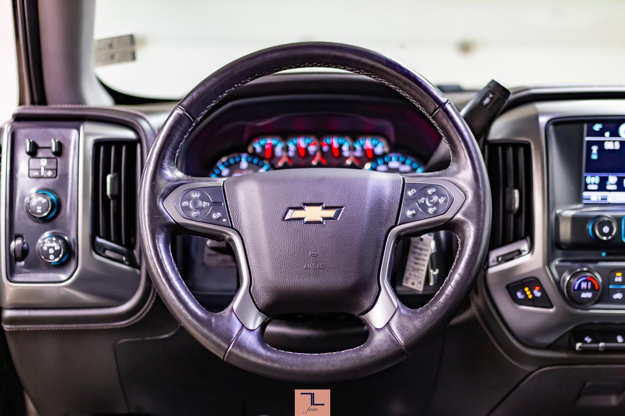 2018 Chevrolet Silverado 1500 4x4 Crew Cab LTZ Z71 Longbox Leather Roof BCam Red Deer AB