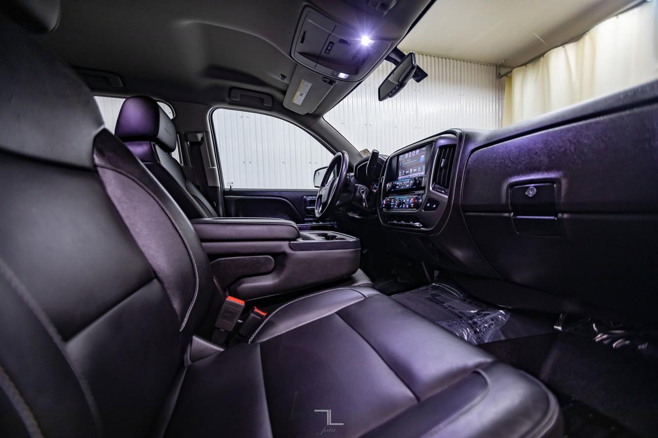 2018 Chevrolet Silverado 1500 4x4 Crew Cab LTZ Z71 Real Tree Edition Red Deer AB