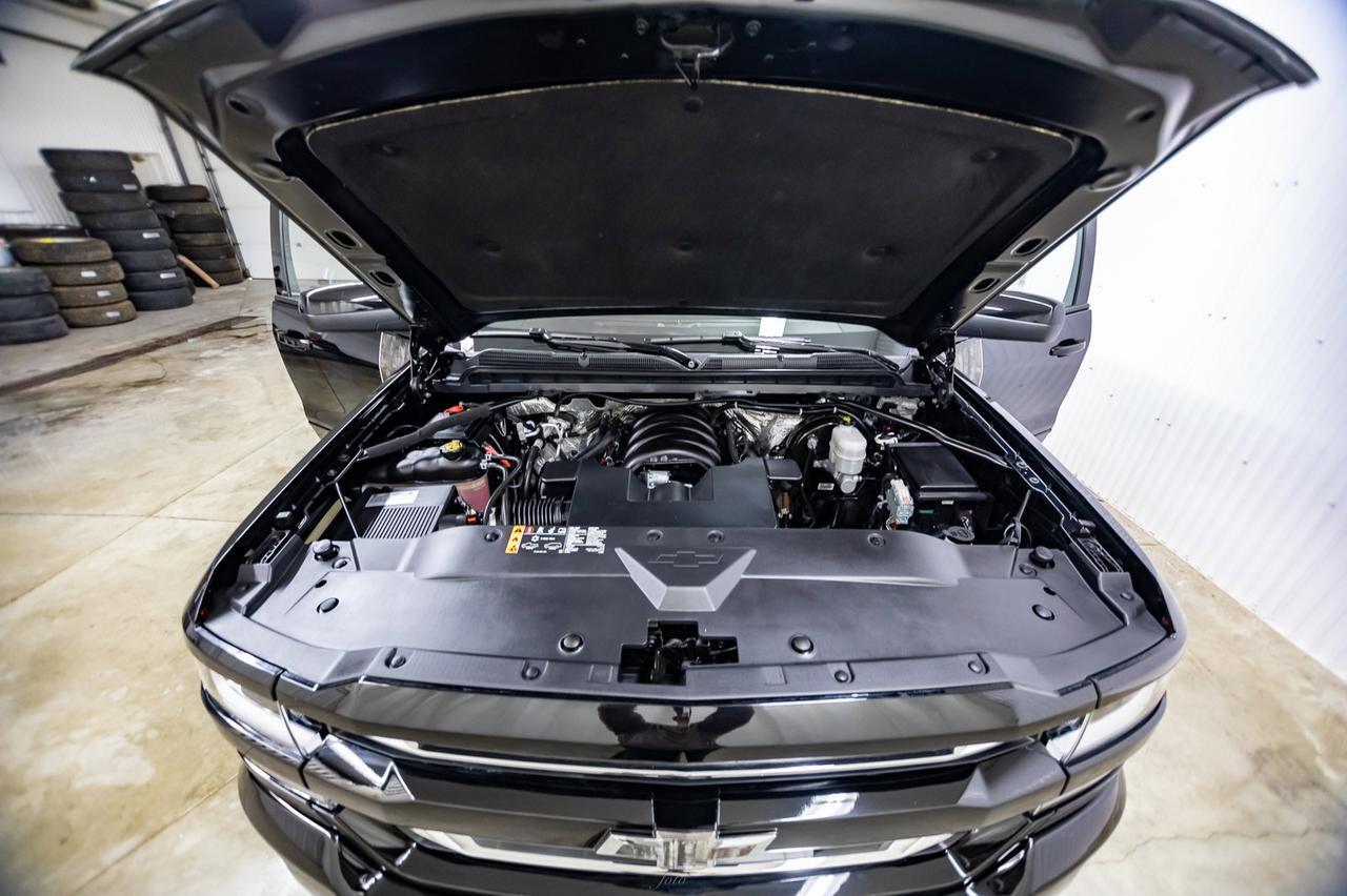 2018 Chevrolet Silverado 1500 4x4 Crew Cab LTZ Z71 Real Tree Edition Red Deer AB