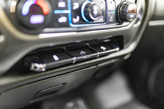 2018 Chevrolet Silverado 1500 4x4 Crew Cab LTZ Z71 Real Tree Edition Red Deer AB