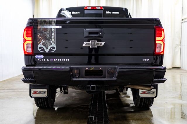 2018 Chevrolet Silverado 1500 4x4 Crew Cab LTZ Z71 Real Tree Edition Red Deer AB