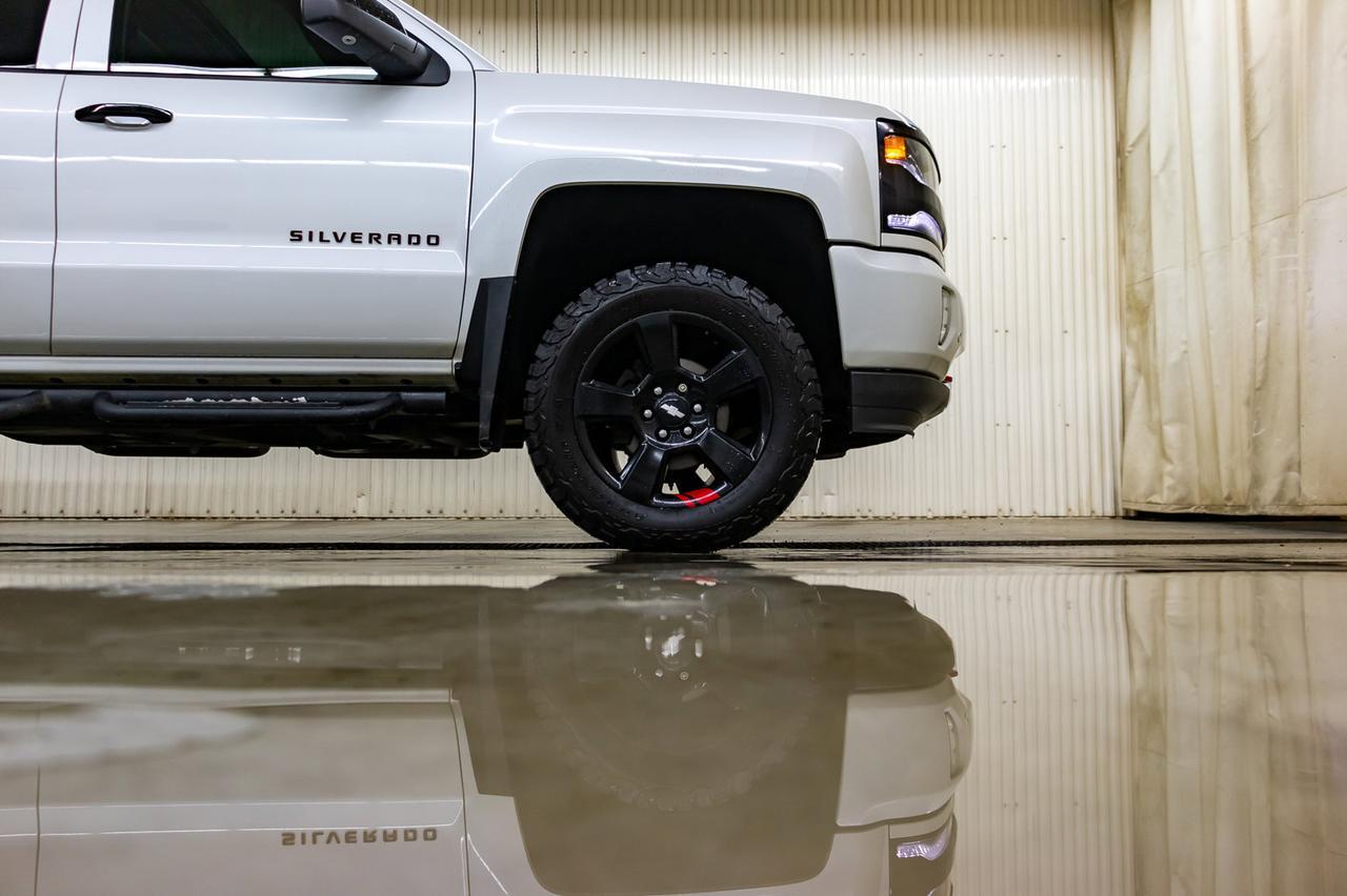 2018 Chevrolet Silverado 1500 4x4 Crew Cab SLT Z71 Leather Roof Nav Red Deer AB