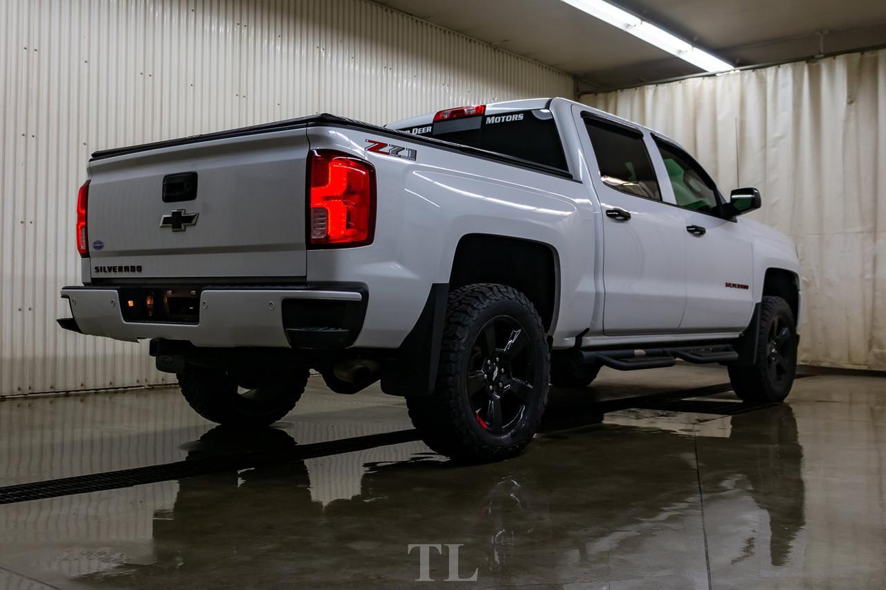 2018 Chevrolet Silverado 1500 4x4 Crew Cab SLT Z71 Leather Roof Nav Red Deer AB