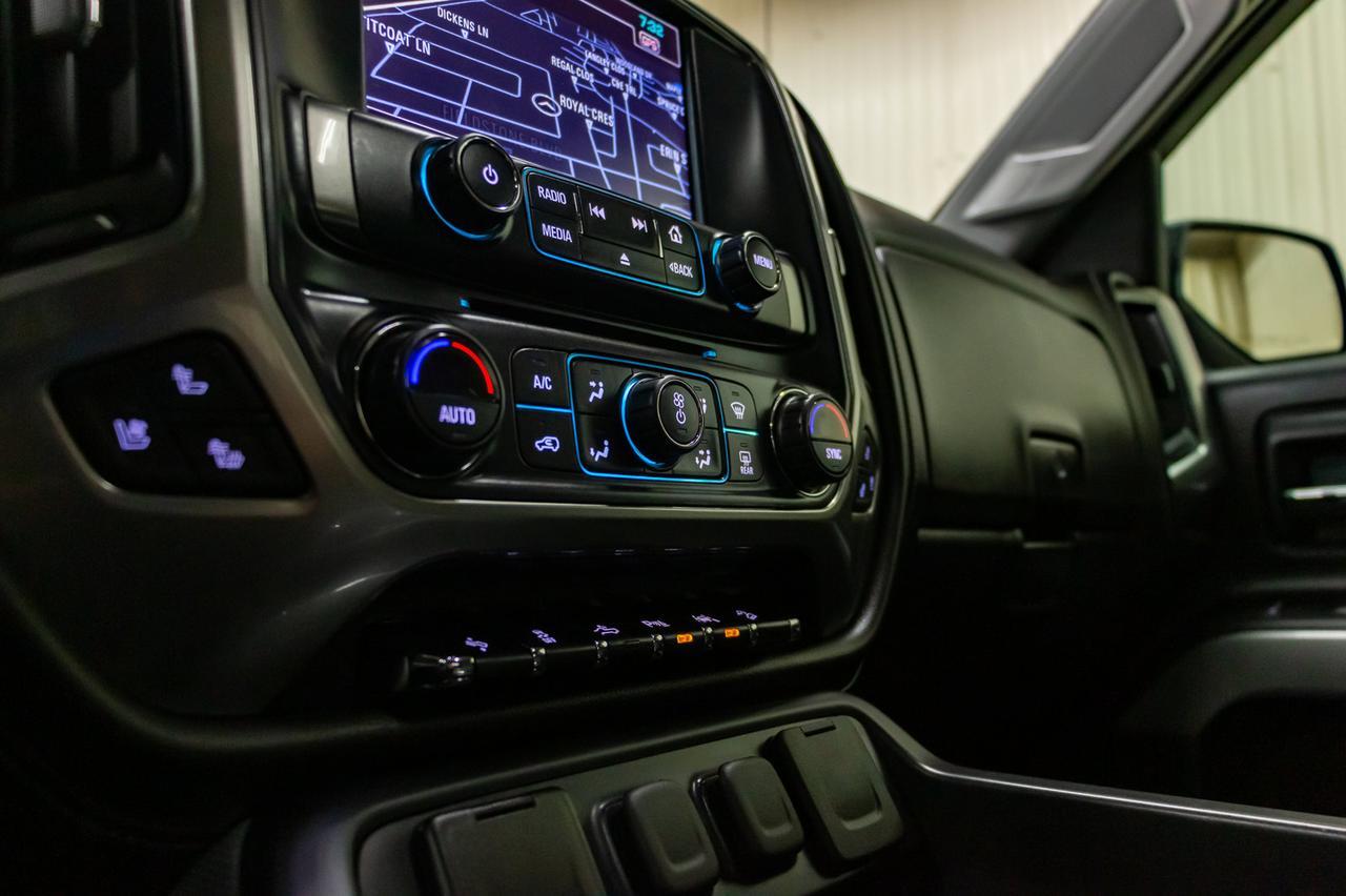 2018 Chevrolet Silverado 1500 4x4 Crew Cab SLT Z71 Leather Roof Nav Red Deer AB