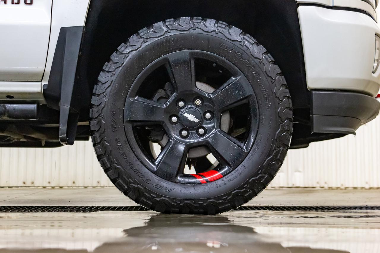 2018 Chevrolet Silverado 1500 4x4 Crew Cab SLT Z71 Leather Roof Nav Red Deer AB