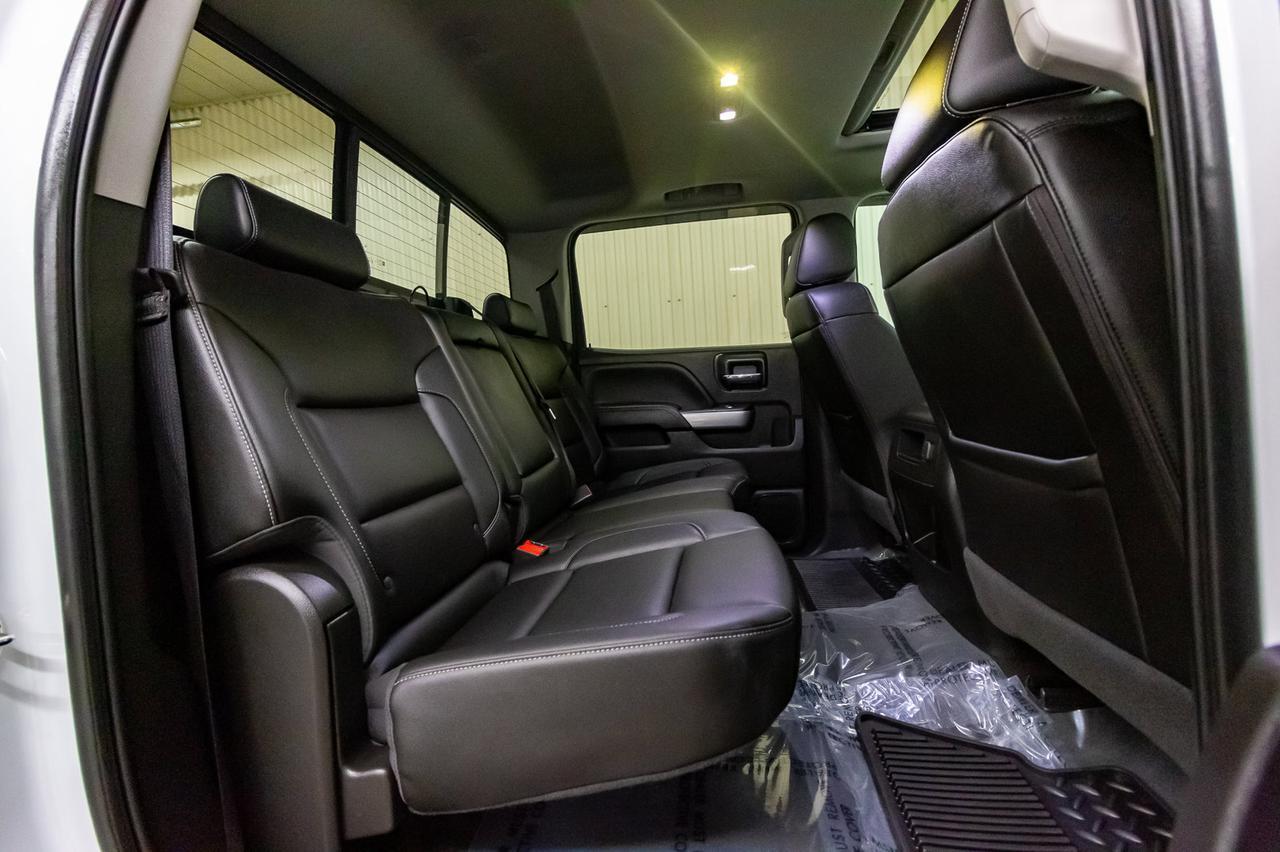 2018 Chevrolet Silverado 1500 4x4 Crew Cab SLT Z71 Leather Roof Nav Red Deer AB