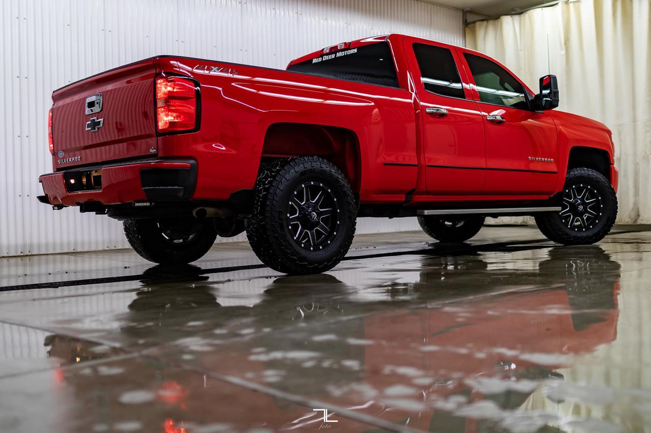 2018 Chevrolet Silverado 1500 4x4 Double Cab Custom BCam Red Deer AB