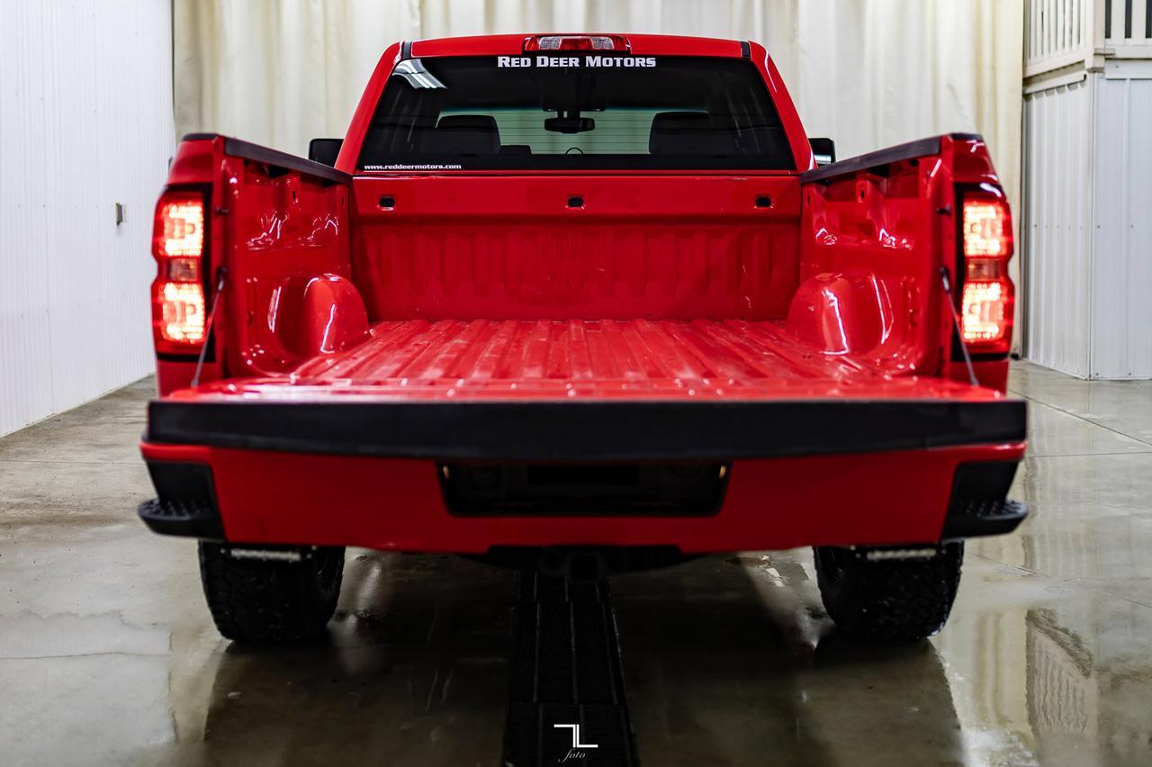 2018 Chevrolet Silverado 1500 4x4 Double Cab Custom BCam Red Deer AB
