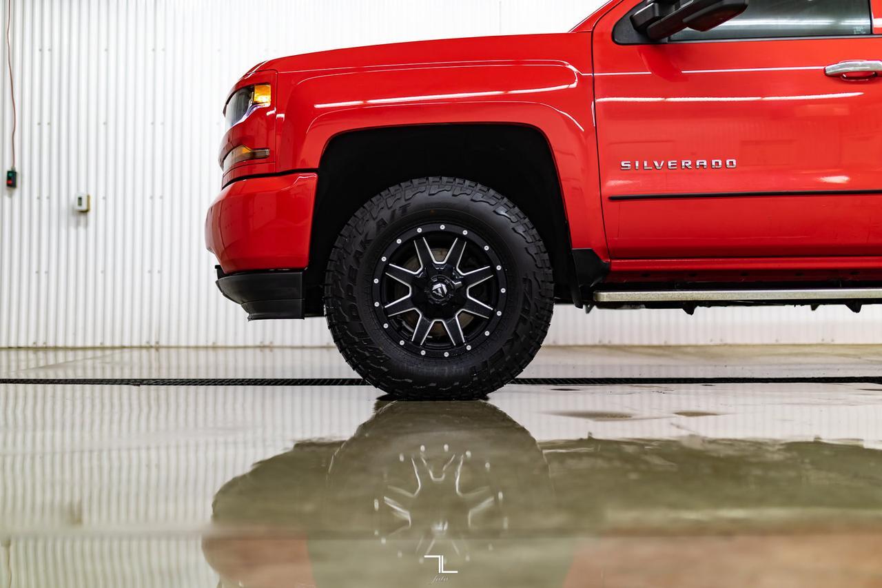 2018 Chevrolet Silverado 1500 4x4 Double Cab Custom BCam Red Deer AB