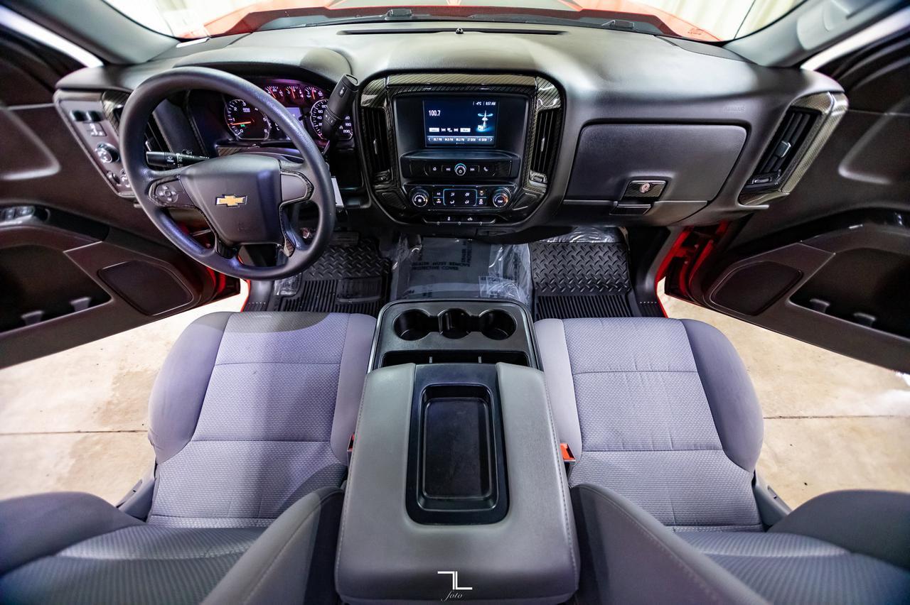 2018 Chevrolet Silverado 1500 4x4 Double Cab Custom BCam Red Deer AB