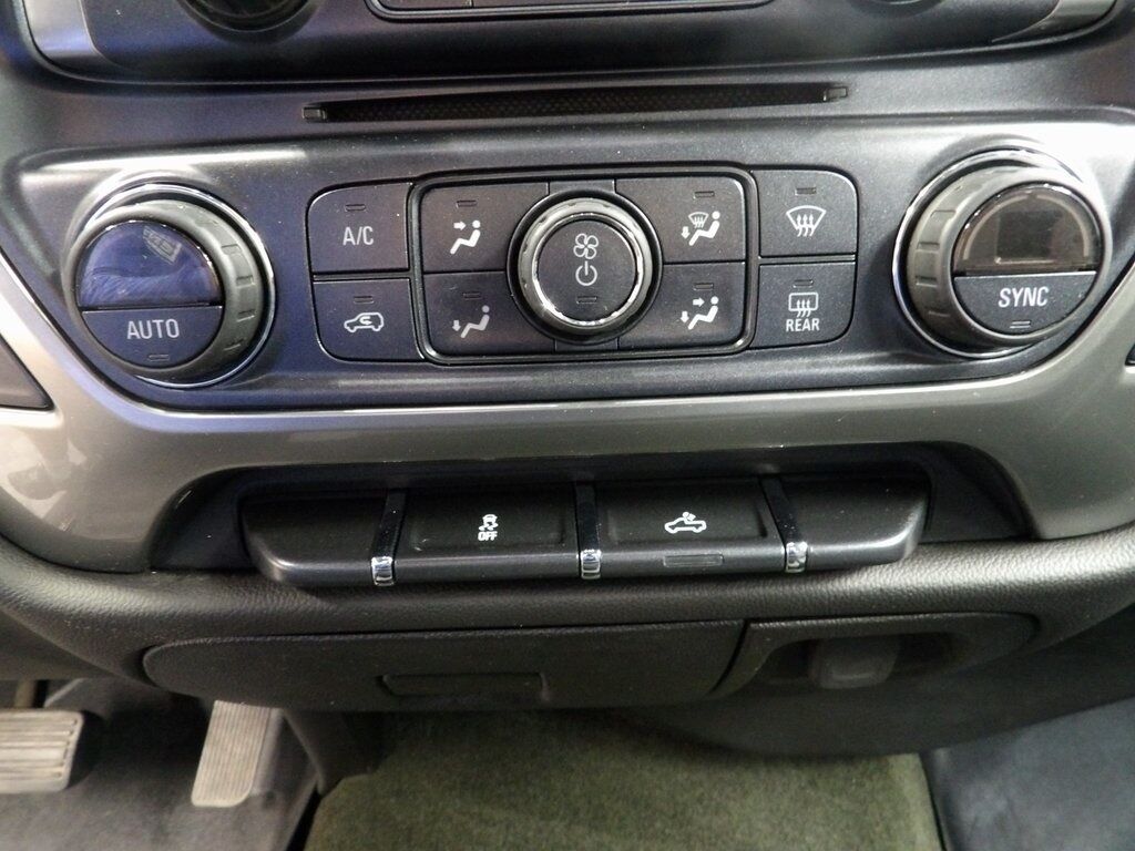 2018 Chevrolet Silverado 1500 4x4 Double Cab LT Fond du Lac WI