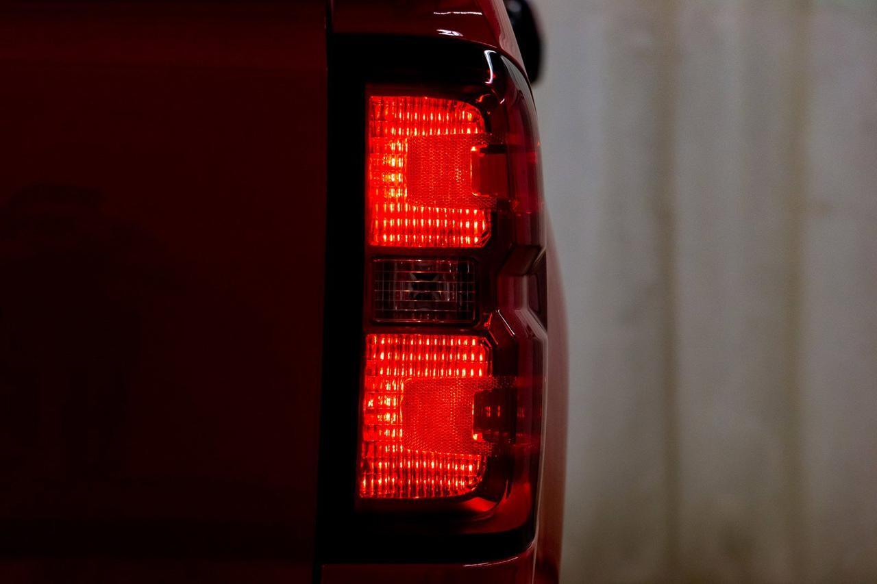 2018 Chevrolet Silverado 1500 4x4 Double Cab LT True North Edition Red Deer AB