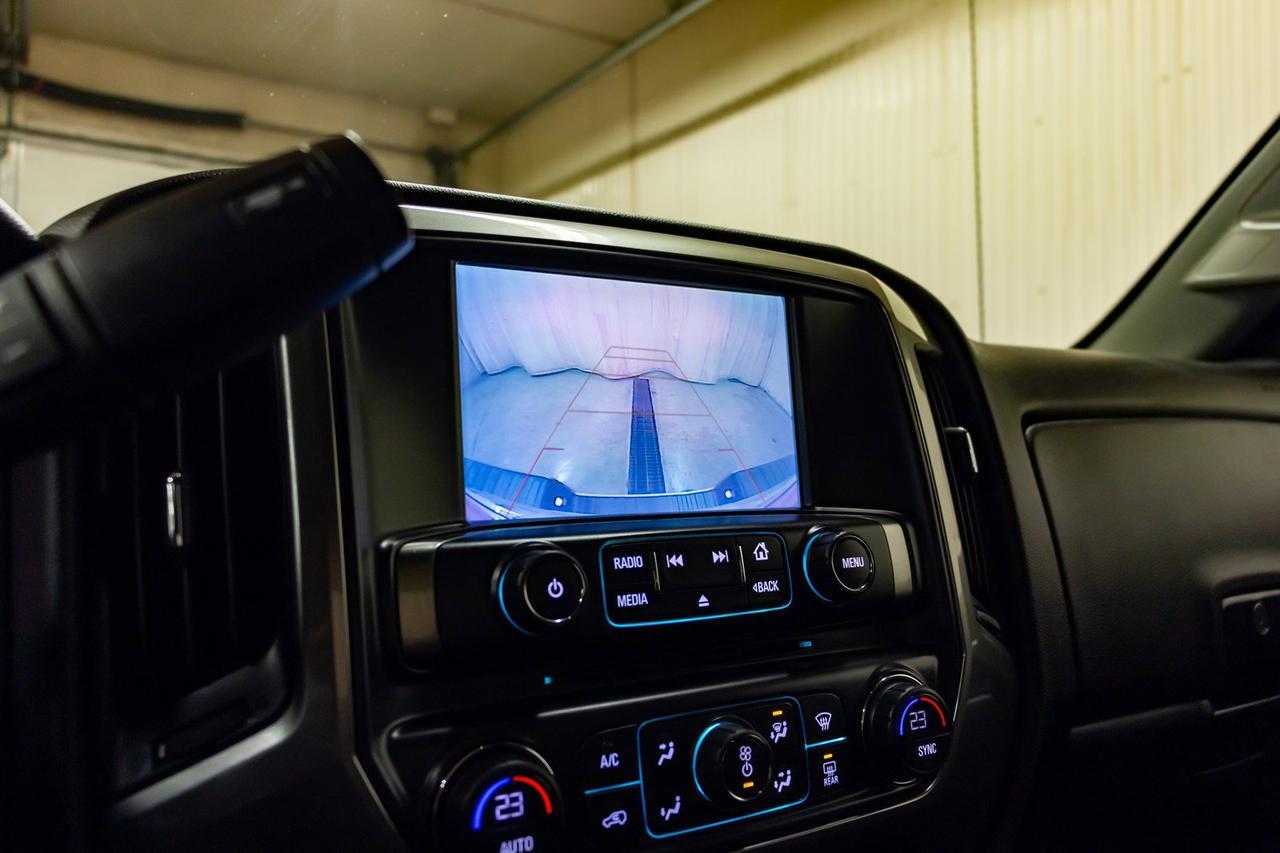 2018 Chevrolet Silverado 1500 4x4 Double Cab LT True North Edition Red Deer AB