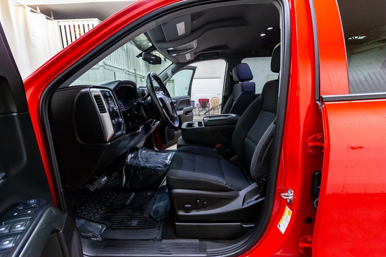 2018 Chevrolet Silverado 1500 4x4 Double Cab LT True North Edition Red Deer AB