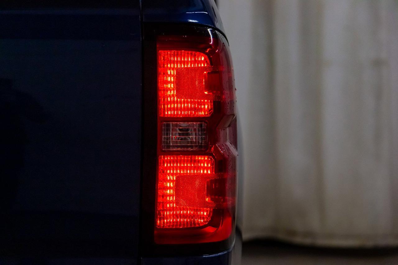 2018 Chevrolet Silverado 1500 4x4 Double Cab LT Z71 BCam Red Deer AB