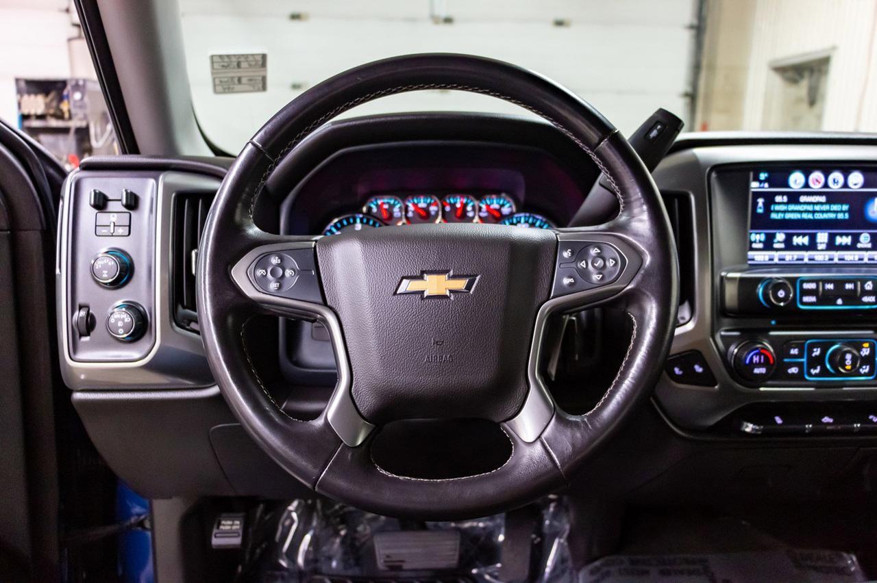 2018 Chevrolet Silverado 1500 4x4 Double Cab LT Z71 BCam Red Deer AB