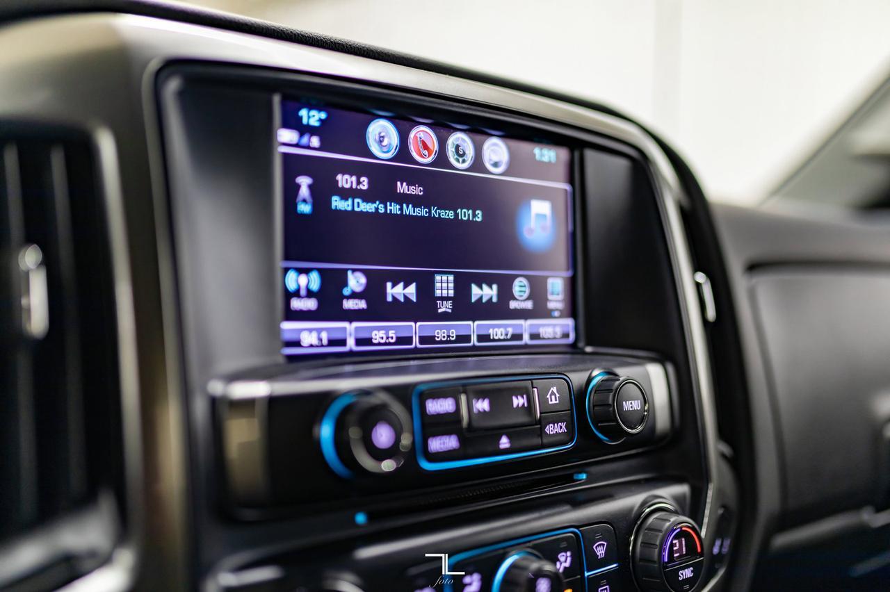 2018 Chevrolet Silverado 1500 4x4 Double Cab LT Z71 True North Leather BCam Red Deer AB