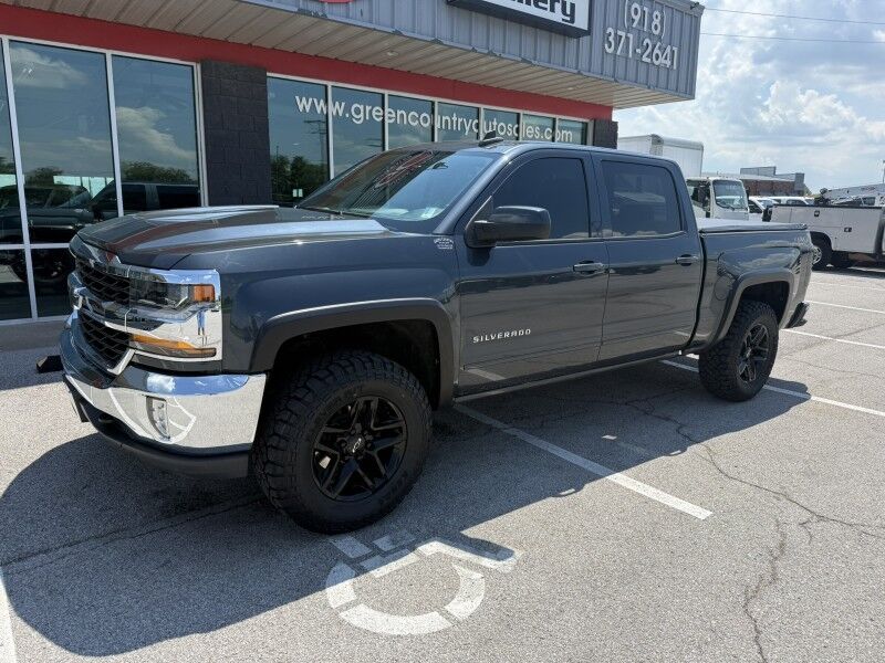2018 Chevrolet Silverado 1500 Crew Cab 5.3L 4x4 90k mi's