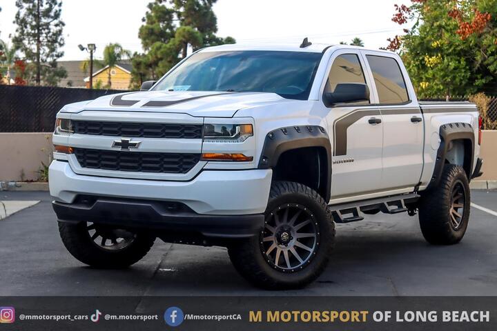 2018 Chevrolet Silverado 1500 Crew Cab Custom Pickup 4D 5 3/4 ft Long Beach CA 2018 Chevrolet Silverado 1500 Crew Cab Custom Pickup 4D 5 3/4 ft Long Beach CA