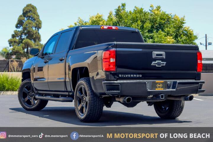 2018 Chevrolet Silverado 1500 Crew Cab Custom Pickup 4D 5 3/4 ft Long Beach CA