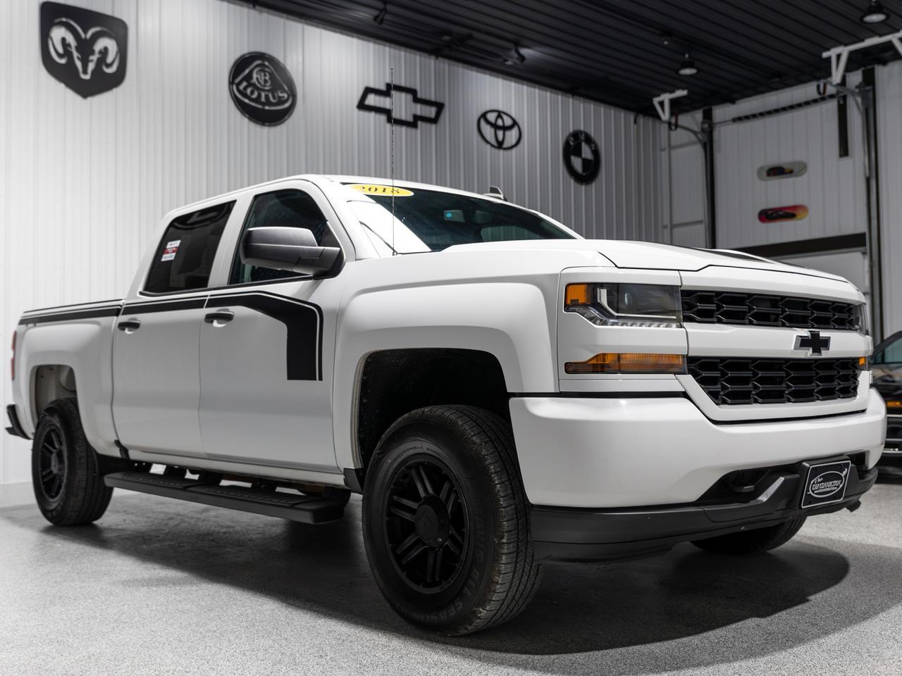 2018 Chevrolet Silverado 1500 Custom Crew Cab 4WD