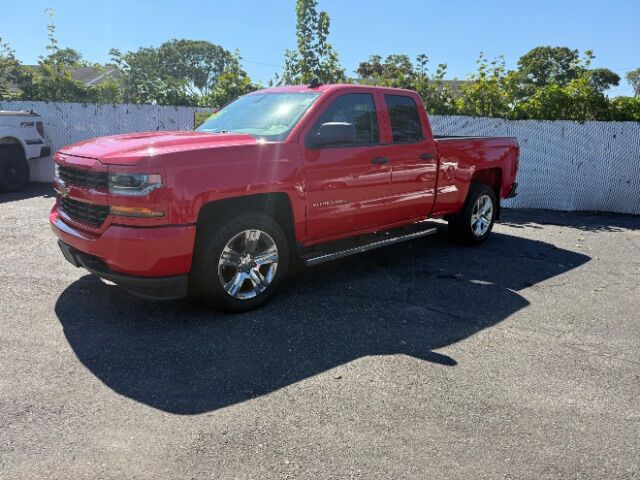 2018 Chevrolet Silverado 1500 Custom