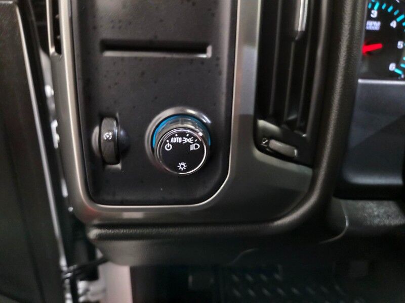 2018 Chevrolet Silverado 1500 LT 2WD 5.3L V8 Touch Screen Camera NEW Tires FREE WARRANTY Arlington TX
