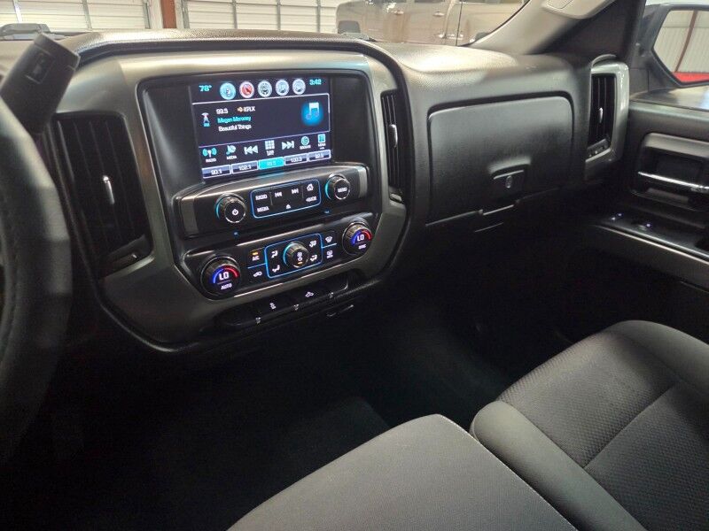 2018 Chevrolet Silverado 1500 LT 4WD 5.3L V8 Touch Screen Camera NEW Tires FREE WARRANTY Arlington TX