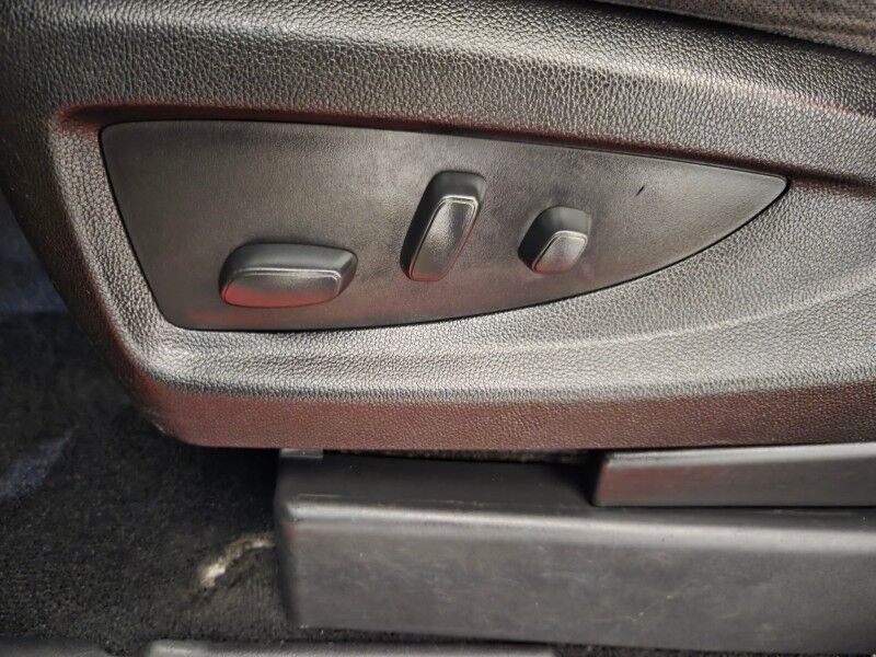 2018 Chevrolet Silverado 1500 LT 4WD 5.3L V8 Touch Screen Camera NEW Tires FREE WARRANTY Arlington TX