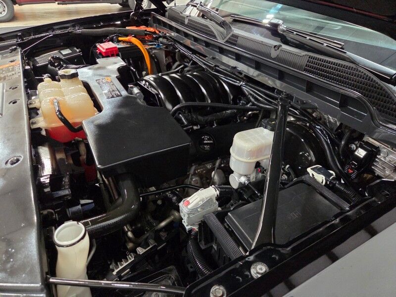 2018 Chevrolet Silverado 1500 LT 4WD 5.3L V8 Touch Screen Camera NEW Tires FREE WARRANTY Arlington TX