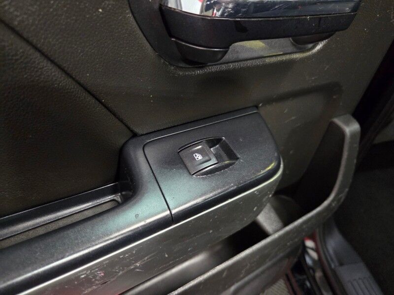 2018 Chevrolet Silverado 1500 LT 4WD 5.3L V8 Touch Screen Camera NEW Tires FREE WARRANTY Arlington TX