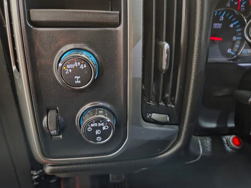 2018 Chevrolet Silverado 1500 LT 4WD 5.3L V8 Touch Screen Camera NEW Tires FREE WARRANTY Arlington TX