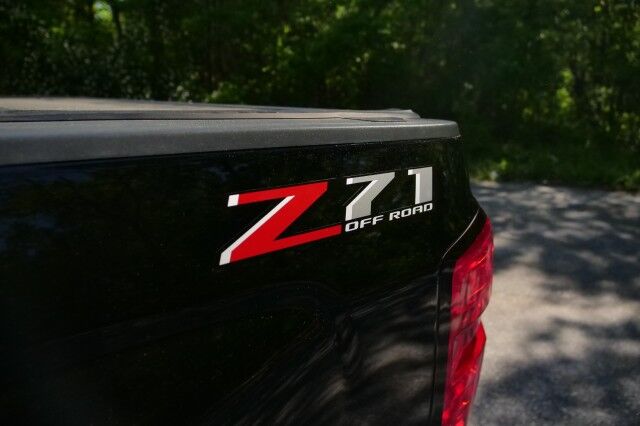 2018 Chevrolet Silverado 1500 LT 4X4 / Whipple Supercharger / Wheels & Tires Upgrade! High Point NC