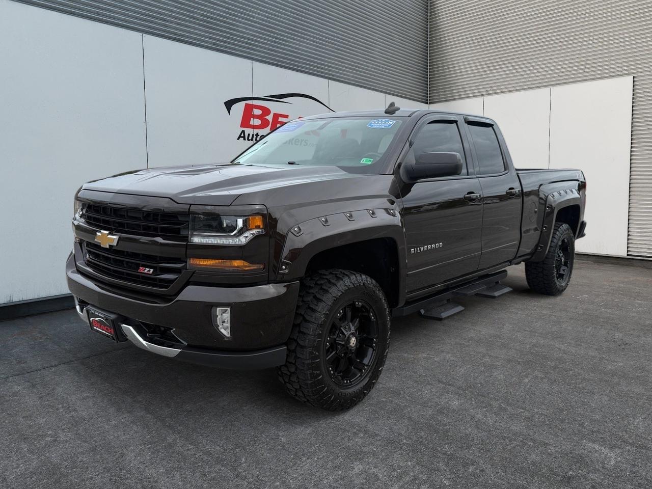 2018 Chevrolet Silverado 1500 LT, BED LINER, TOW PACKAGE , RUNNING BOARDS, BACKUP CAMERA, POWER MIRRORS, BLUETOOTH, CLEAN CARFAX!