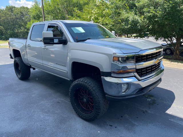 2018 Chevrolet Silverado 1500 LT Crew Cab Long Box 2WD