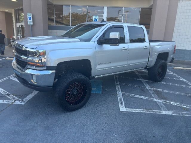 2018 Chevrolet Silverado 1500 LT Crew Cab Long Box 2WD