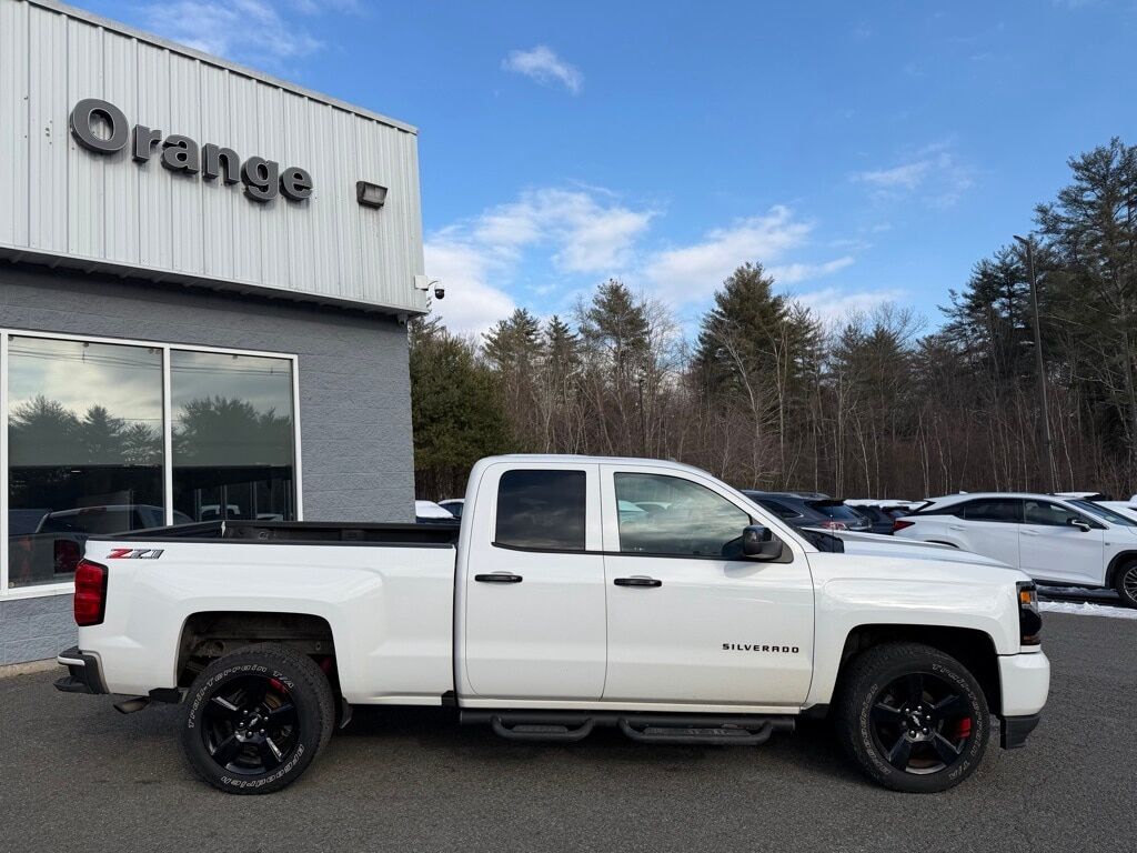 2018 Chevrolet Silverado 1500 LT Orange MA