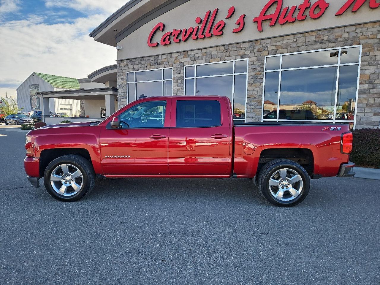 2018 Chevrolet Silverado 1500 LT photo 2