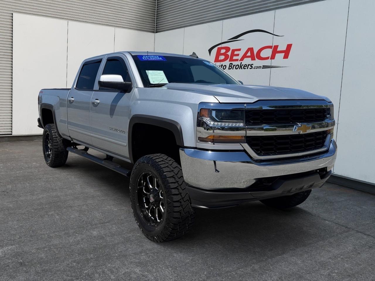 2018 Chevrolet Silverado 1500 LT, HEATED SEATS, BLUETOOTH, POWER MIRRORS, TOW HOOKS, TOW PACKAGE, REMOTE KEYLESS ENTRY, CORNER REAR BUMPER STEP, TONNEAU COVER RUNNING BOARDS, XD SERIES WHEELS, CLEAN CARFAX!